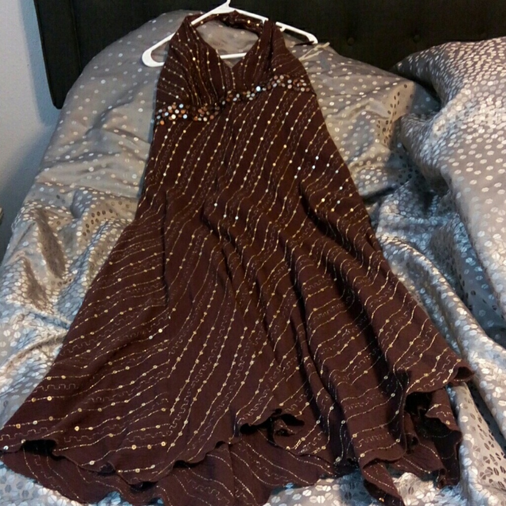 Sparkling gold sequins dress